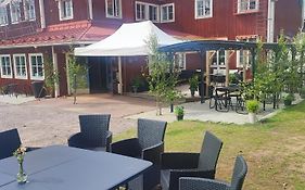 Sjugare Gard Bed & Breakfast